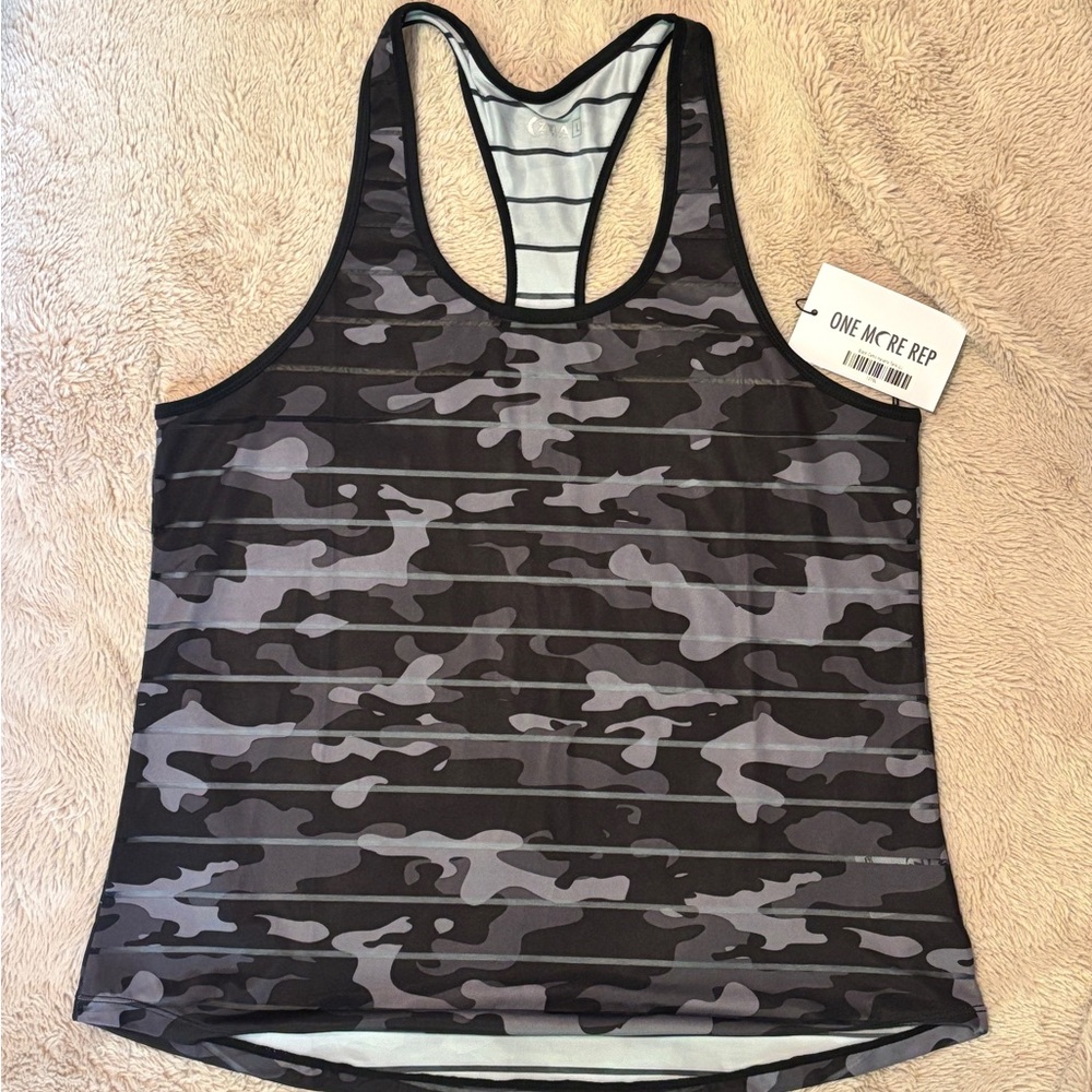 Zyia Active Gray and Black Camo Havana Tank Top